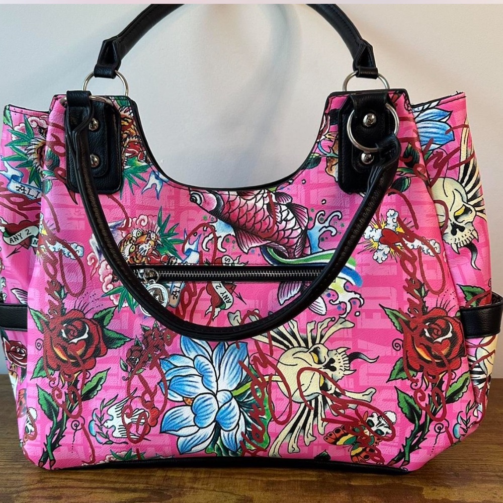 NWT Large Ed Hardy Pink Graphic Tote Bag - Picture 2 of 3
